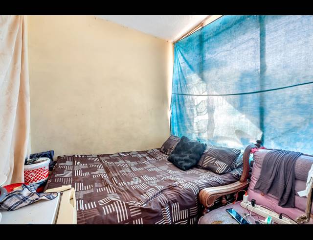 2 BEDROOM APARTMENT FOR SALE IN WINDSOR EAST